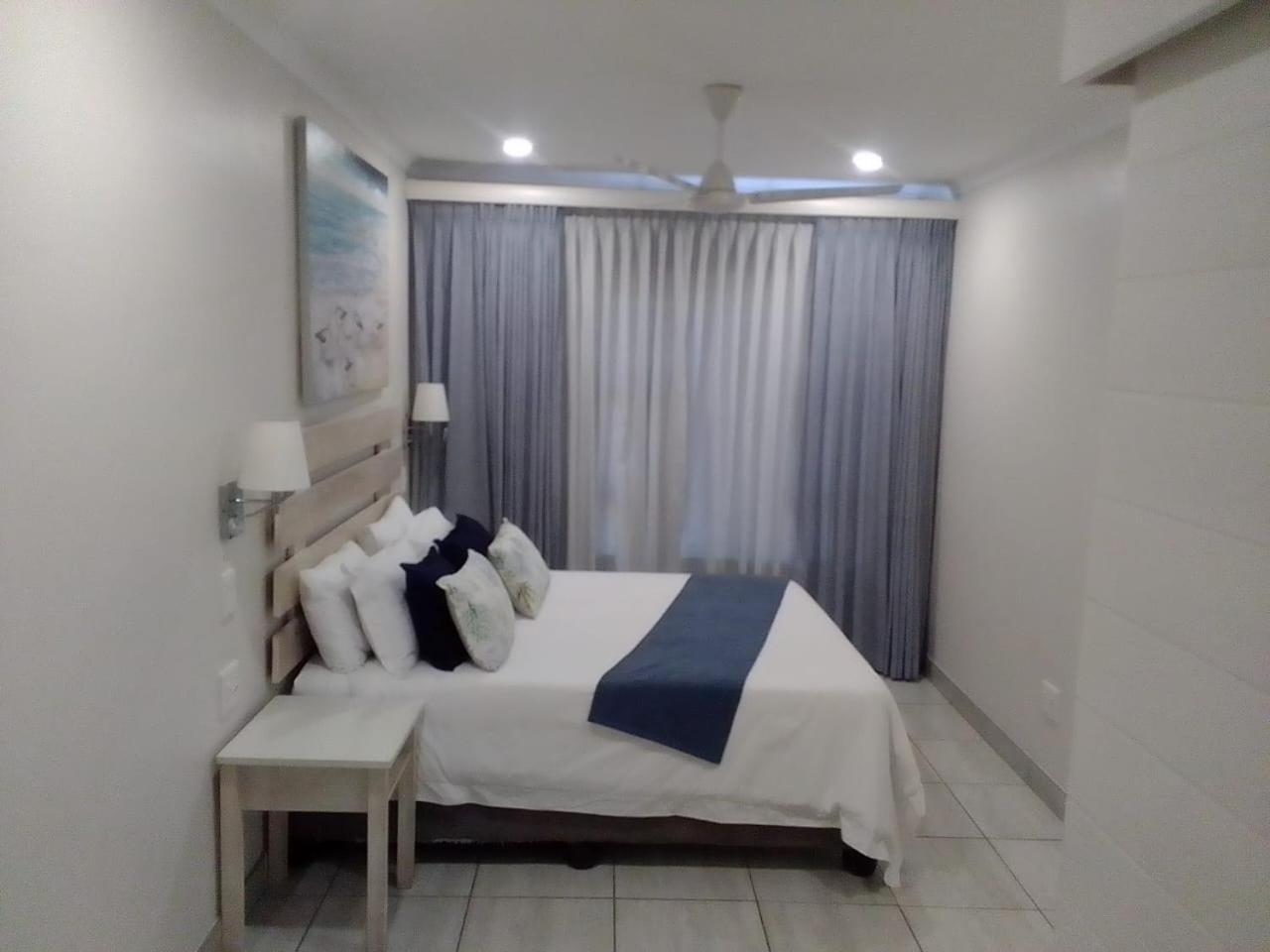 Banana Club-ry Apartment